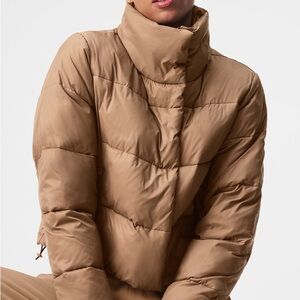 ALO Yoga Camel Puffer Jacket